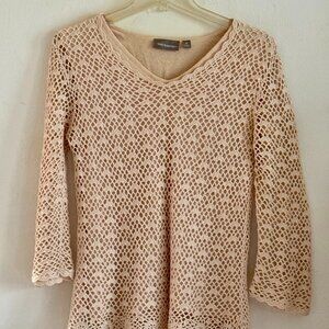 Croft & Barrow off white crocheted top